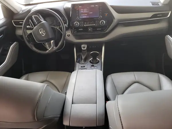5TDGZRBH5MS084881 2021 TOYOTA HIGHLANDER - Image 8