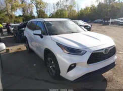 5TDGZRBH5MS117961 2021 TOYOTA HIGHLANDER