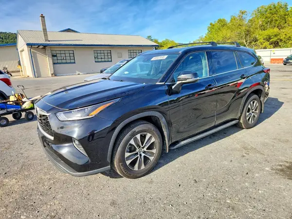 5TDGZRBH5MS142293 2021 TOYOTA HIGHLANDER - Image 1
