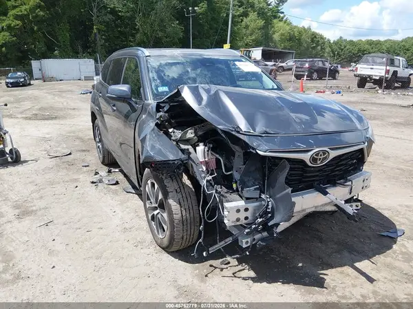 5TDGZRBH5MS532455 2021 TOYOTA HIGHLANDER - Image 1