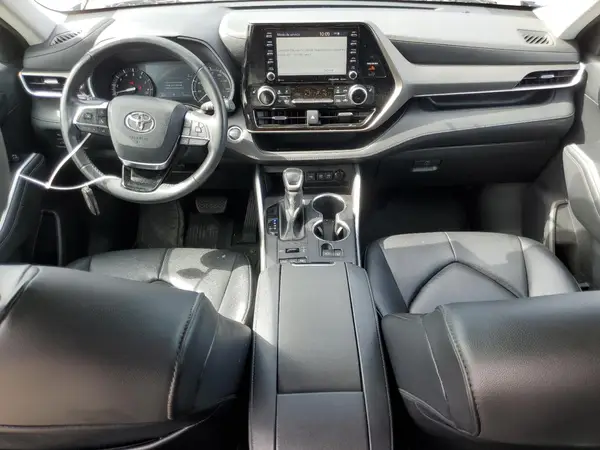 5TDGZRBH5MS537994 2021 TOYOTA HIGHLANDER - Image 8