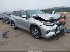 5TDGZRBH5MS557209 2021 TOYOTA HIGHLANDER