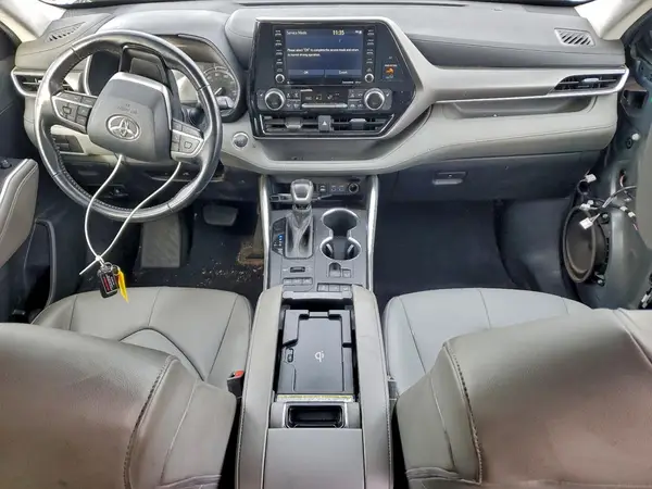 5TDGZRBH5NS212845 2022 TOYOTA HIGHLANDER - Image 8