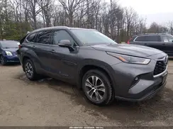 5TDGZRBH5NS232819 2022 TOYOTA HIGHLANDER