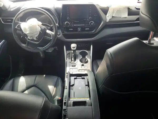 5TDGZRBH5NS236773 2022 TOYOTA HIGHLANDER - Image 8