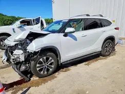 5TDGZRBH5NS245456 2022 TOYOTA HIGHLANDER