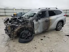 5TDGZRBH5NS561228 2022 TOYOTA HIGHLANDER
