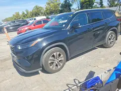 5TDGZRBH5NS563951 2022 TOYOTA HIGHLANDER