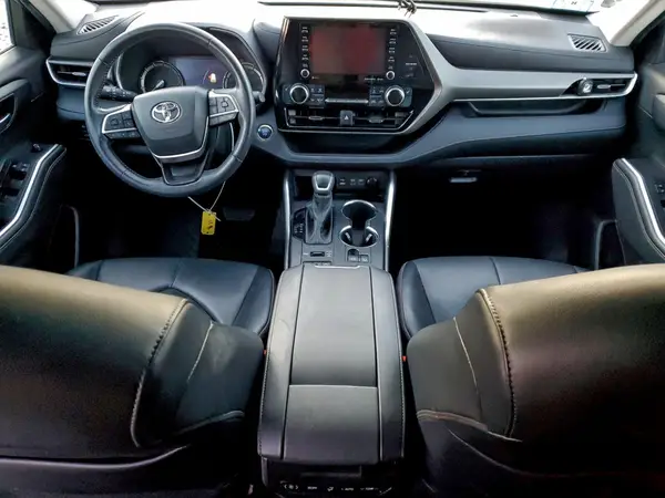 5TDGZRBH5NS564064 2022 TOYOTA HIGHLANDER - Image 8