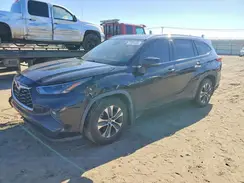 5TDGZRBH5NS567207 2022 TOYOTA HIGHLANDER