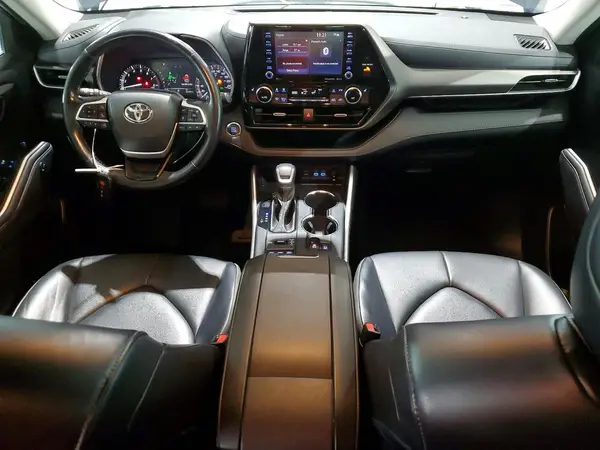 5TDGZRBH5NS575386 2022 TOYOTA HIGHLANDER - Image 8