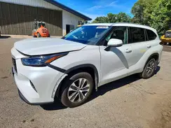 5TDGZRBH5NS580930 2022 TOYOTA HIGHLANDER
