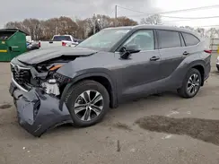 5TDGZRBH5NS591412 2022 TOYOTA HIGHLANDER