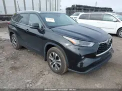 5TDGZRBH5NS591636 2022 TOYOTA HIGHLANDER