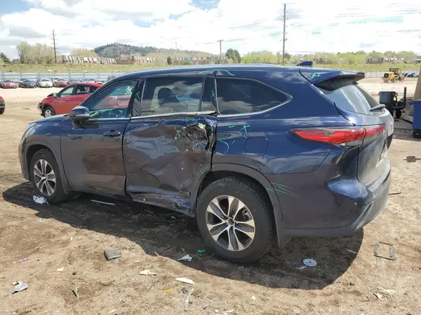 5TDGZRBH6LS009413 2020 TOYOTA HIGHLANDER - Image 2
