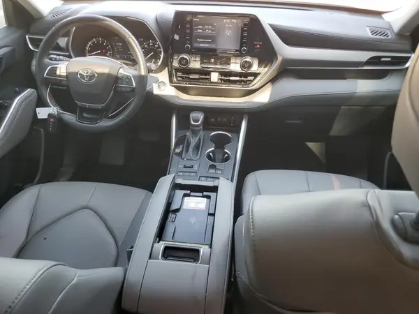 5TDGZRBH6LS045277 2020 TOYOTA HIGHLANDER - Image 8