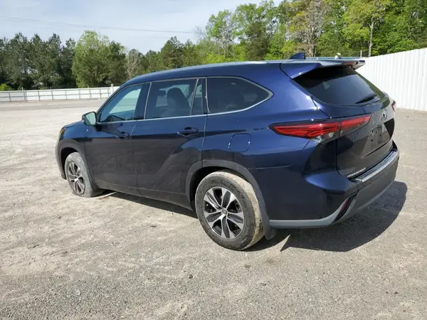 5TDGZRBH6LS050513 2020 TOYOTA HIGHLANDER - Image 2