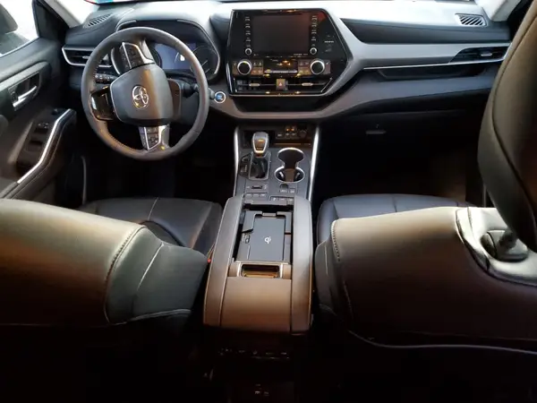 5TDGZRBH6LS052181 2020 TOYOTA HIGHLANDER - Image 8
