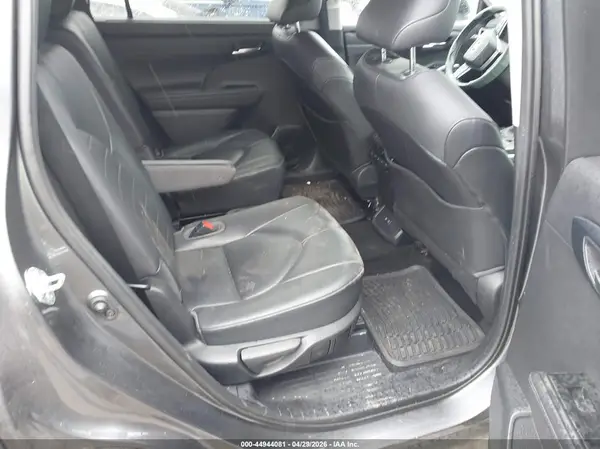 5TDGZRBH6LS509300 2020 TOYOTA HIGHLANDER - Image 8