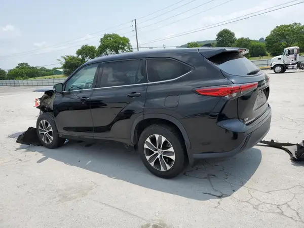 5TDGZRBH6LS509443 2020 TOYOTA HIGHLANDER - Image 2