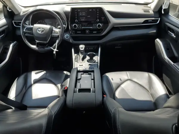 5TDGZRBH6MS072030 2021 TOYOTA HIGHLANDER - Image 8