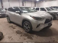5TDGZRBH6MS102272 2021 TOYOTA HIGHLANDER