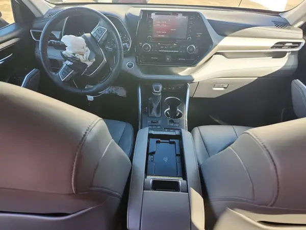 5TDGZRBH6MS536448 2021 TOYOTA HIGHLANDER - Image 8