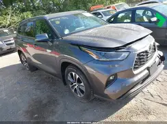 5TDGZRBH6MS536711 2021 TOYOTA HIGHLANDER