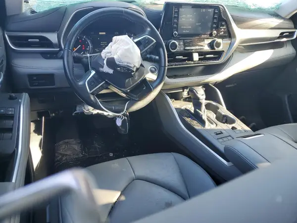 5TDGZRBH6MS537566 2021 TOYOTA HIGHLANDER - Image 8