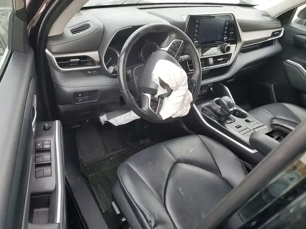 5TDGZRBH6MS540838 2021 TOYOTA HIGHLANDER - Image 8