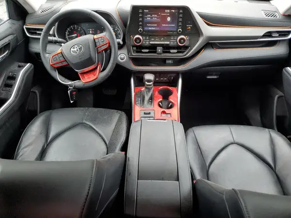 5TDGZRBH6MS557459 2021 TOYOTA HIGHLANDER - Image 8