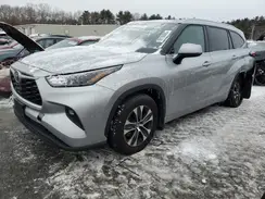 5TDGZRBH6NS195005 2022 TOYOTA HIGHLANDER
