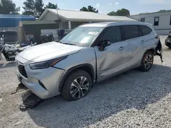 5TDGZRBH6NS201739 2022 TOYOTA HIGHLANDER