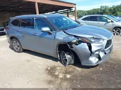 5TDGZRBH6NS205855 2022 TOYOTA HIGHLANDER