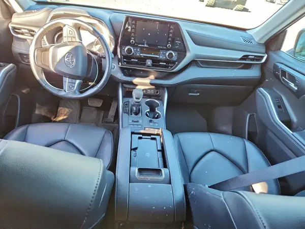 5TDGZRBH6NS209033 2022 TOYOTA HIGHLANDER - Image 8