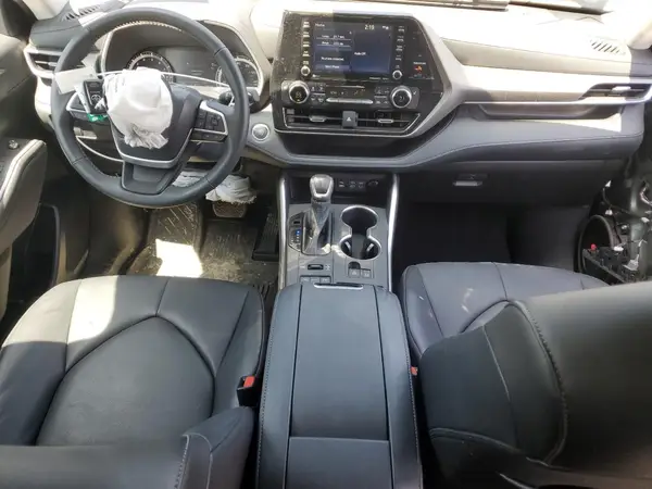 5TDGZRBH6NS234336 2022 TOYOTA HIGHLANDER - Image 8
