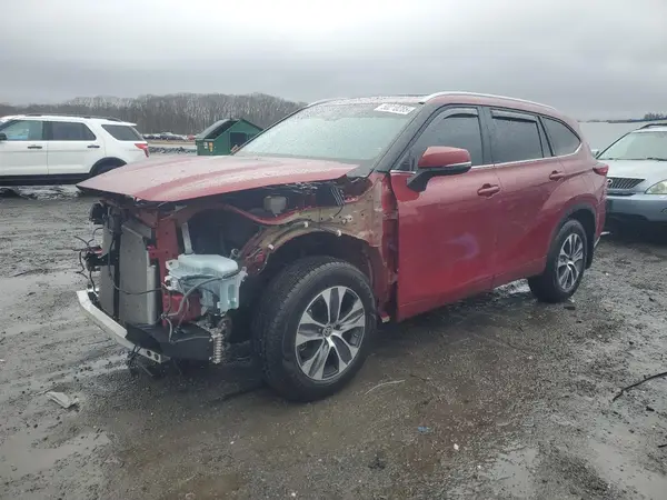 5TDGZRBH6NS236913 2022 TOYOTA HIGHLANDER - Image 1