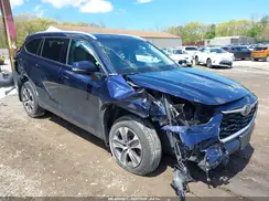 5TDGZRBH6NS257826 2022 TOYOTA HIGHLANDER