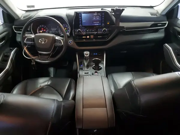 5TDGZRBH6NS578877 2022 TOYOTA HIGHLANDER - Image 8