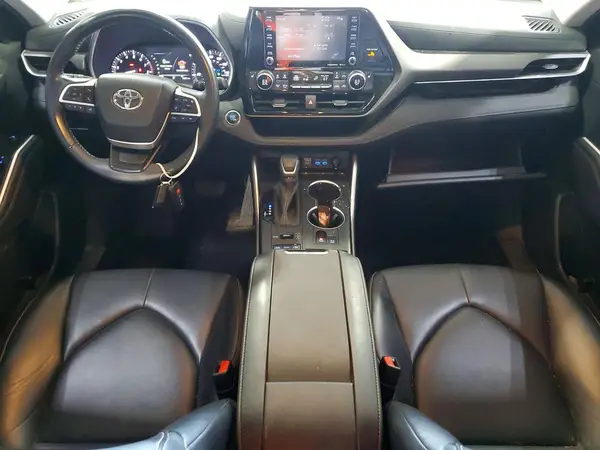 5TDGZRBH6NS581181 2022 TOYOTA HIGHLANDER - Image 8