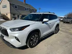 5TDGZRBH6NS582041 2022 TOYOTA HIGHLANDER