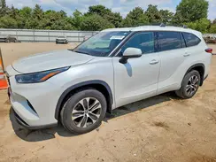 5TDGZRBH6NS584078 2022 TOYOTA HIGHLANDER