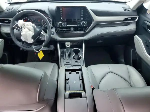 5TDGZRBH6NS586431 2022 TOYOTA HIGHLANDER - Image 8