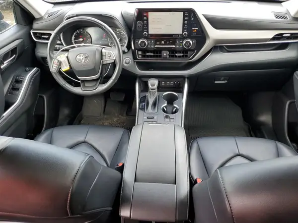 5TDGZRBH6NS596117 2022 TOYOTA HIGHLANDER - Image 8