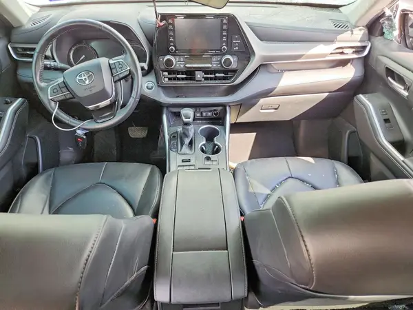 5TDGZRBH7LS022297 2020 TOYOTA HIGHLANDER - Image 8