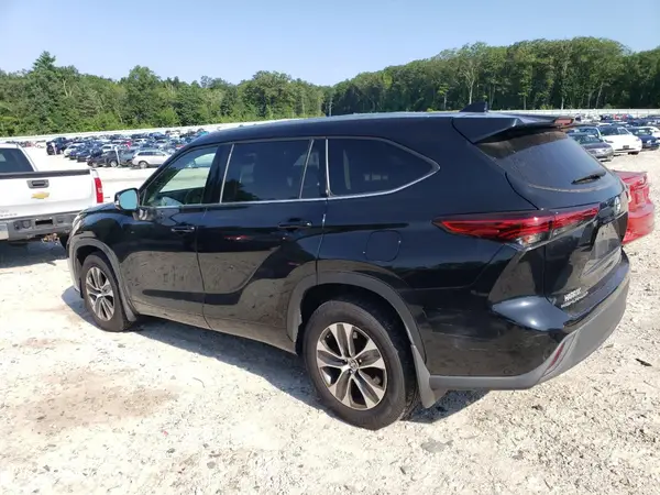 5TDGZRBH7LS022851 2020 TOYOTA HIGHLANDER - Image 2