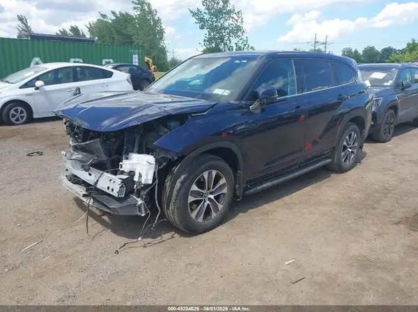5TDGZRBH7LS026558 2020 TOYOTA HIGHLANDER - Image 2