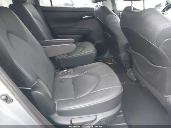 5TDGZRBH7LS026866 2020 TOYOTA HIGHLANDER - Image 8