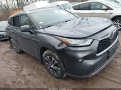5TDGZRBH7LS038547 2020 TOYOTA HIGHLANDER