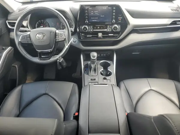 5TDGZRBH7LS515056 2020 TOYOTA HIGHLANDER - Image 8